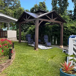 Couette-café Bay Oceanfront, Hilo