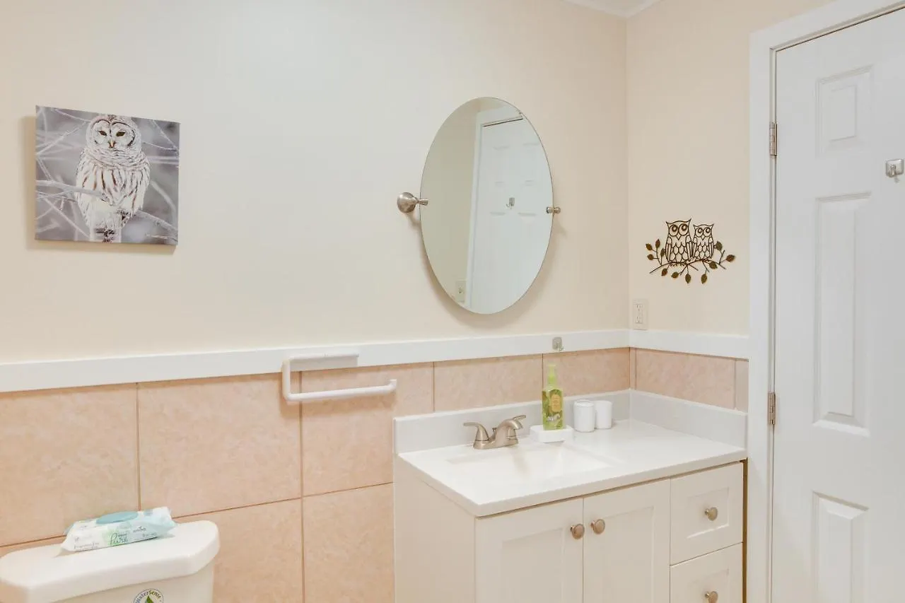 Quaint Hilo Vacation Rental With Community Pool! 0*,  United States